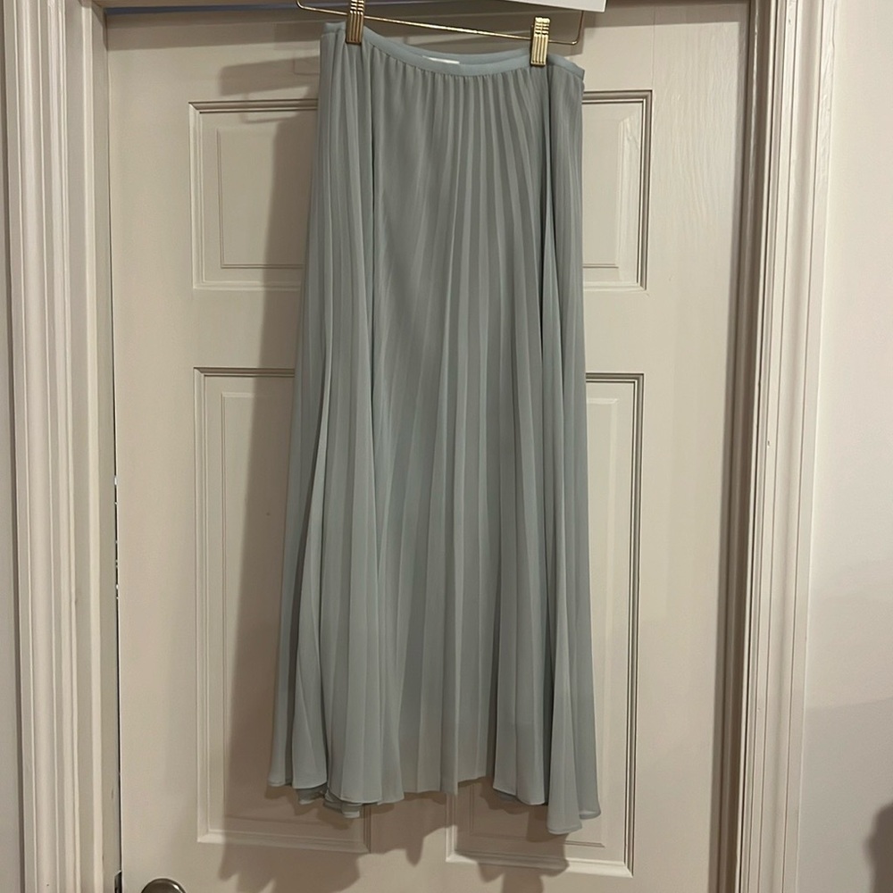 Babaton pleated skirt